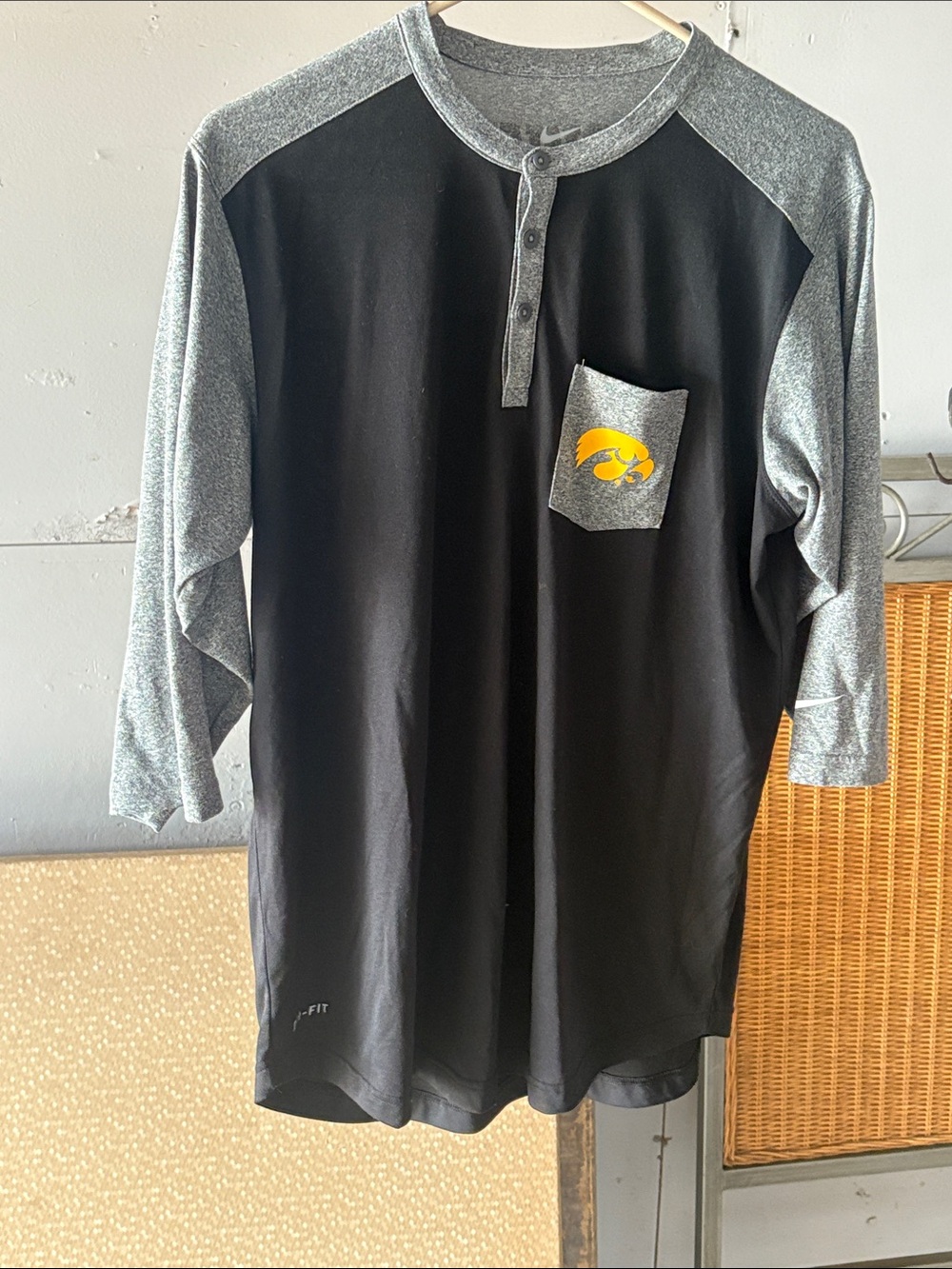 Iowa Hawkeyes 3/4 sleeve shirt with Pocket, Adult Large